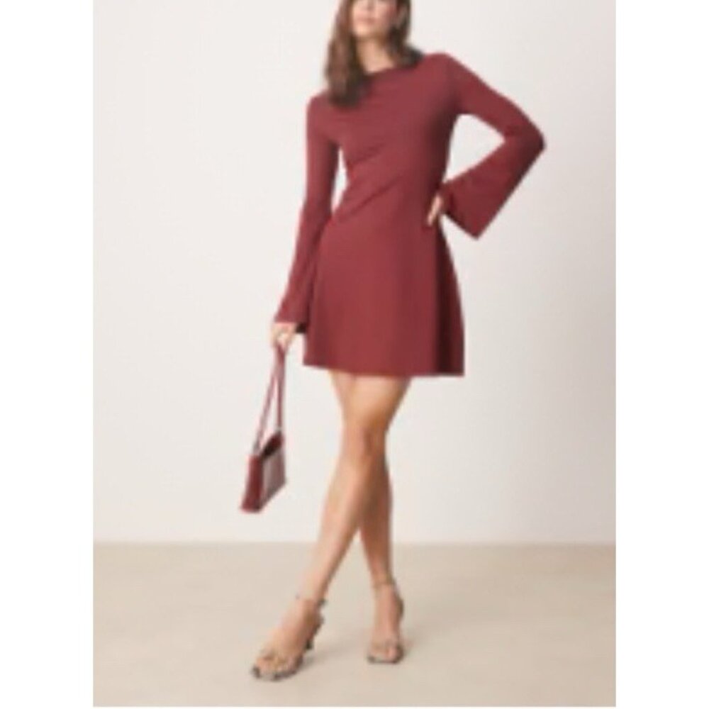 Halston A Line Dress 8 Bugundy 3/4 Long Sleeve Flare Flowy Washable